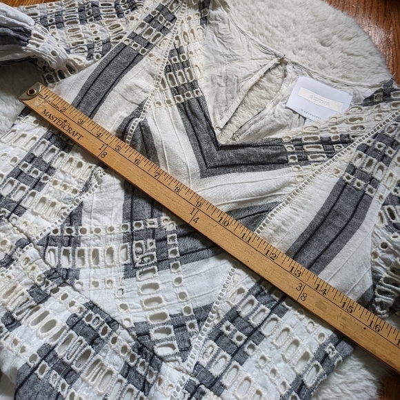 ANTHROPOLOGIE ett:twa striped eyelet romper 2 small - Picture 12 of 16